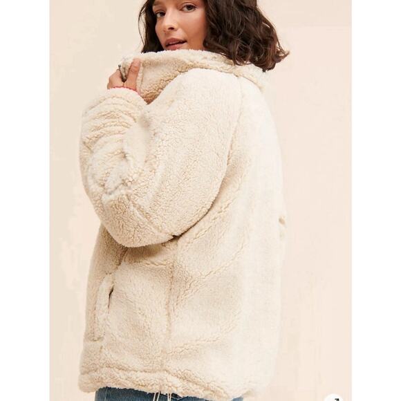 NWT Free People We The Free Raya Cozy Teddy Jacket Ivory Fleece XL - Picture 2 of 13